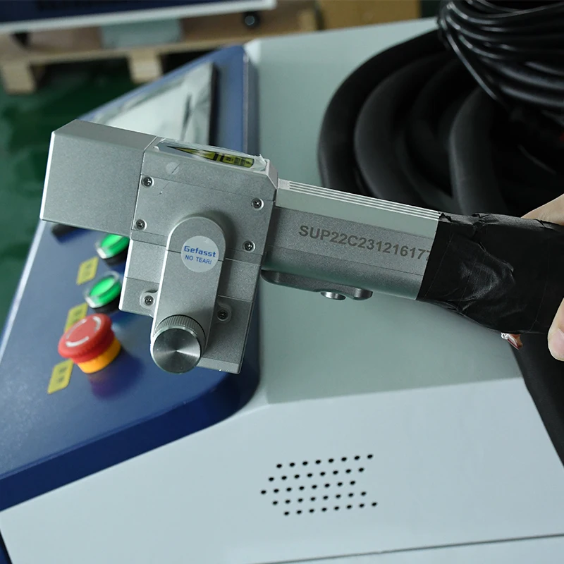 SUP22C Handheld Laser Cleaning - đánh giá và giá Industrial Laser Removal